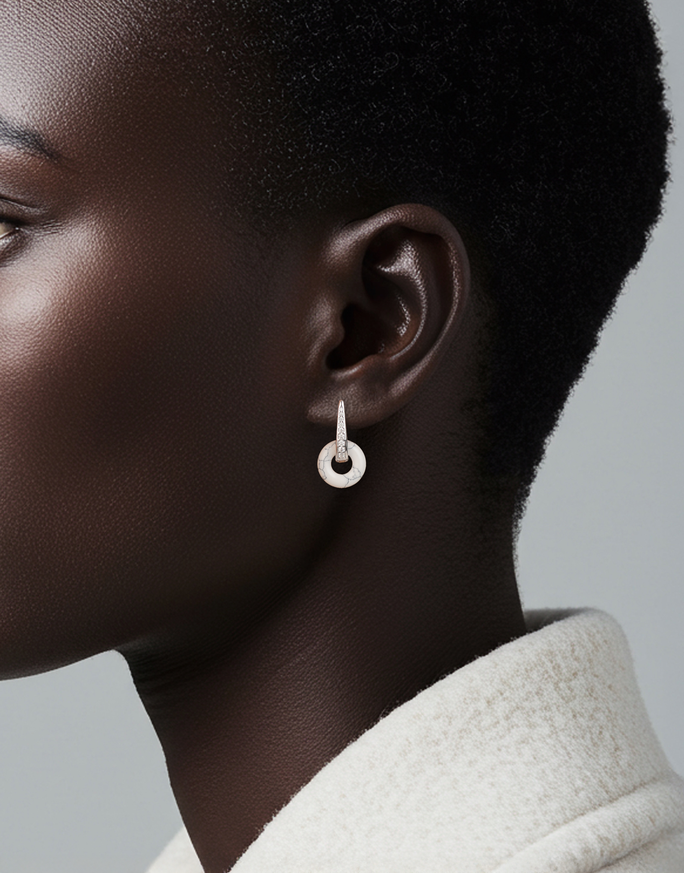 #Color_Howlite Soho